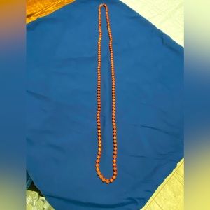 VINTAGE WOODEN BEAD NECKLACE